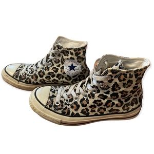 Leopard print high top Converse